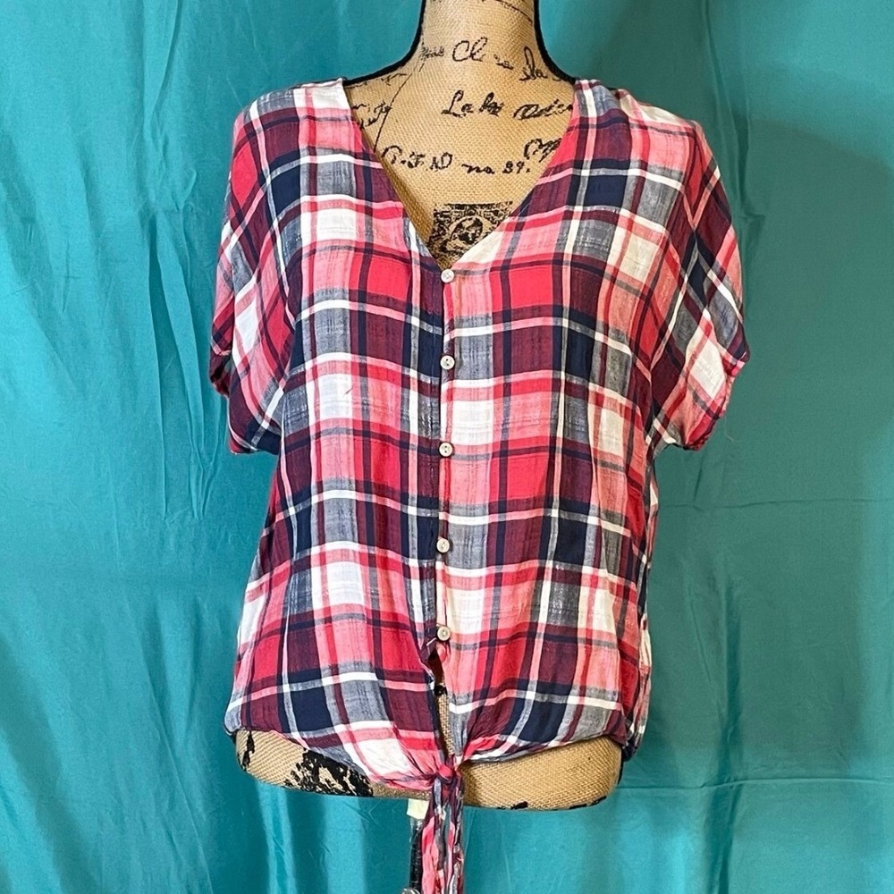 Universal Thread Womens Plaid Button Front Tie Hem Top Red Navy White Size M